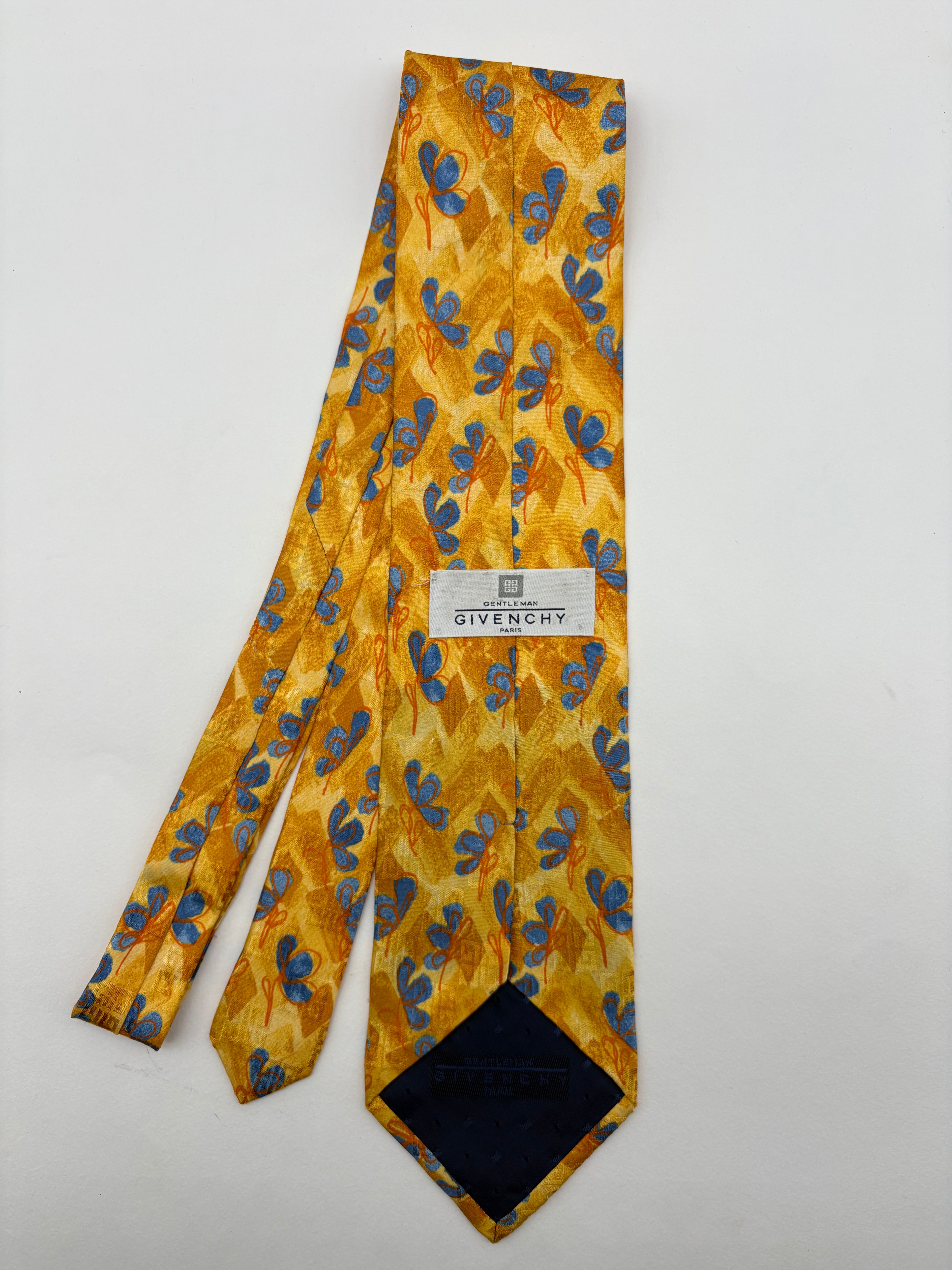 Cravatta Givenchy👔