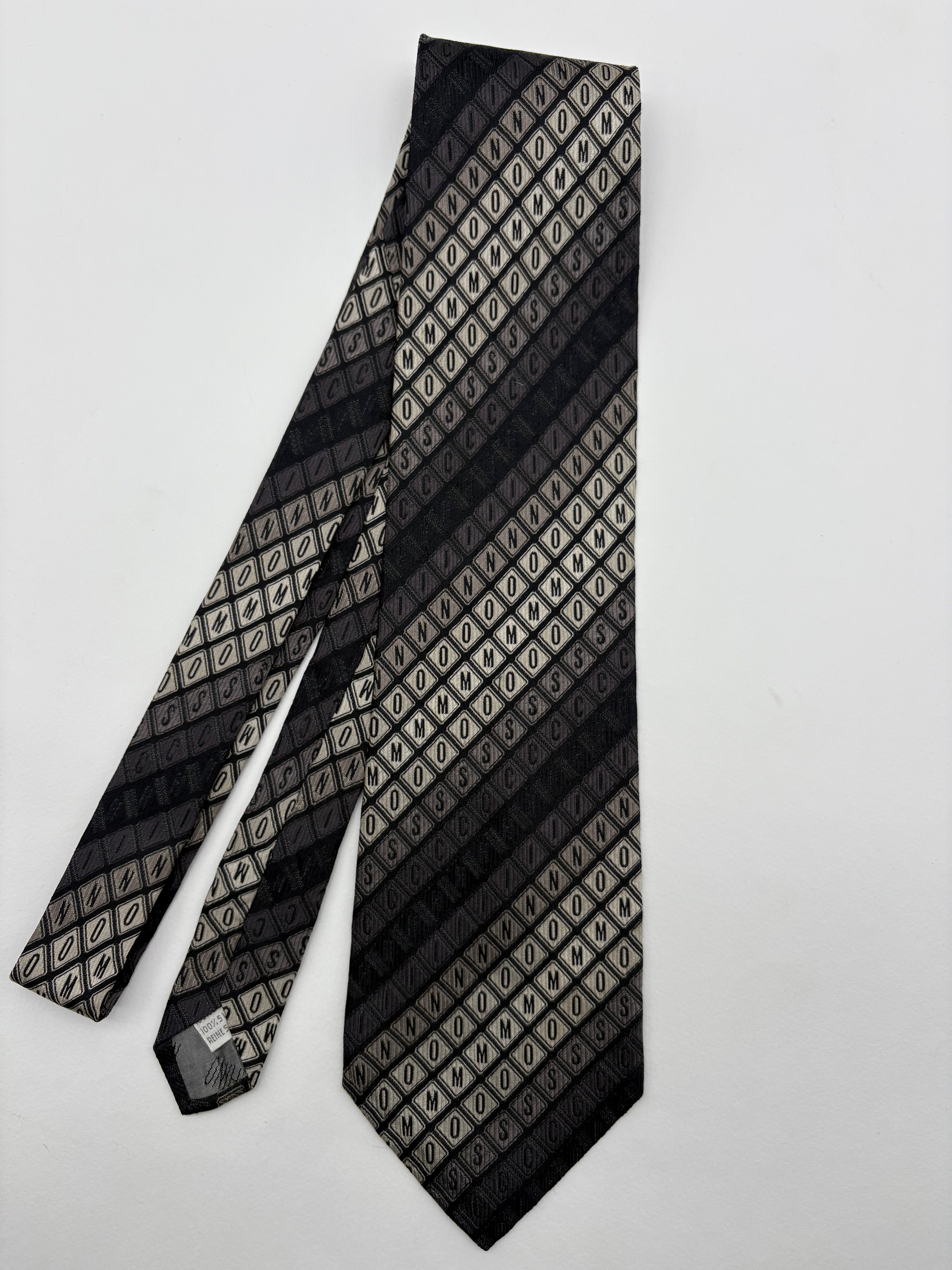 Cravatta Moschino 👔
